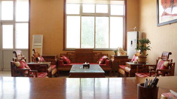 我公司銷(xiāo)售膨脹型鋼結(jié)構(gòu)防火涂料，歡迎選購(gòu)！